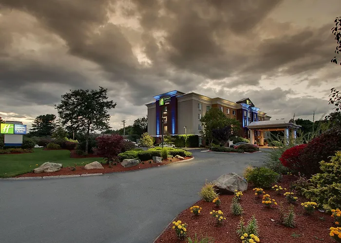 Holiday Inn Express Hotel & Suites Middleboro Raynham By Ihg